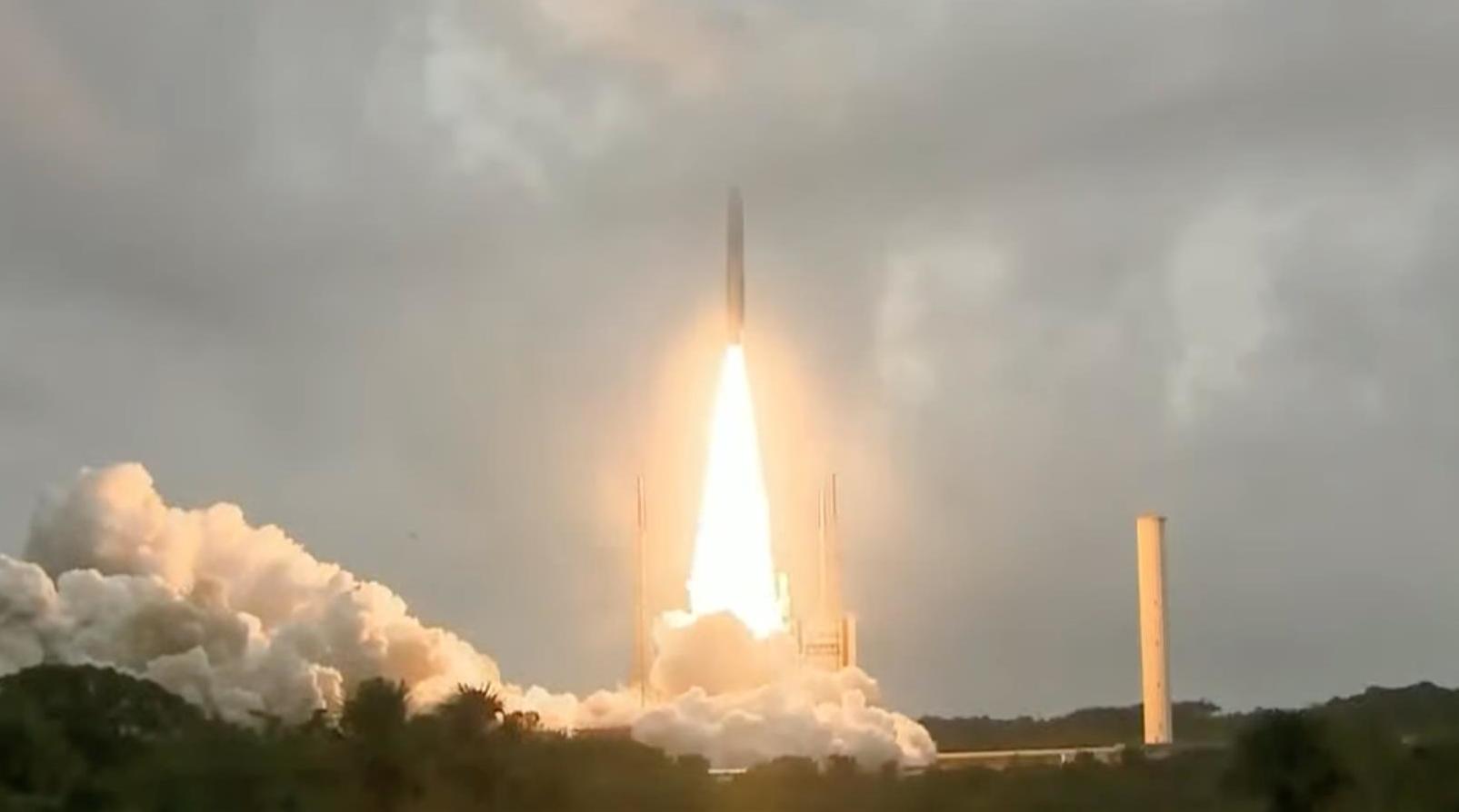 Ariane 5 containing the James Webb Space Telescope lifting-off from the launch pad